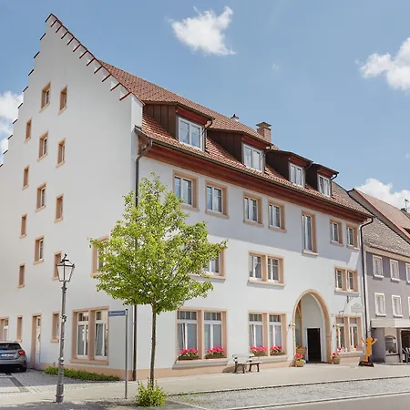 Restaurant Lindenhof מלון Bräunlingen