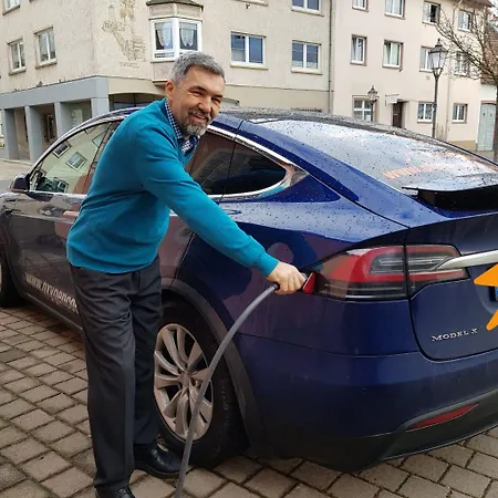 Restaurant Lindenhof מלון