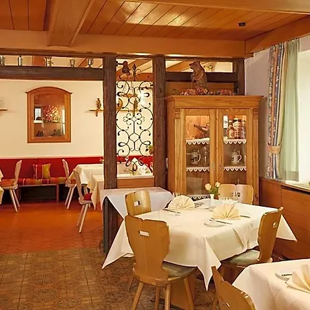 Restaurant Lindenhof 3*