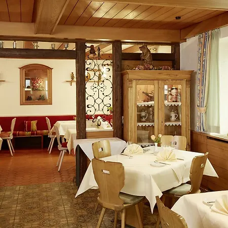 Restaurant Lindenhof 3*